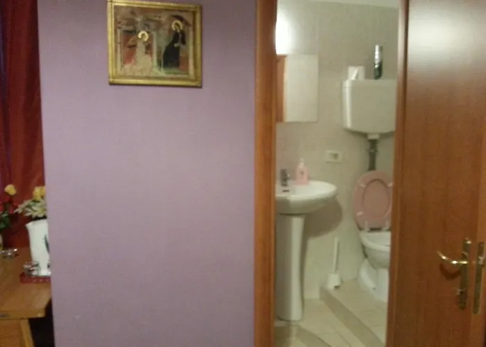 Hard Rock Hostal Roma